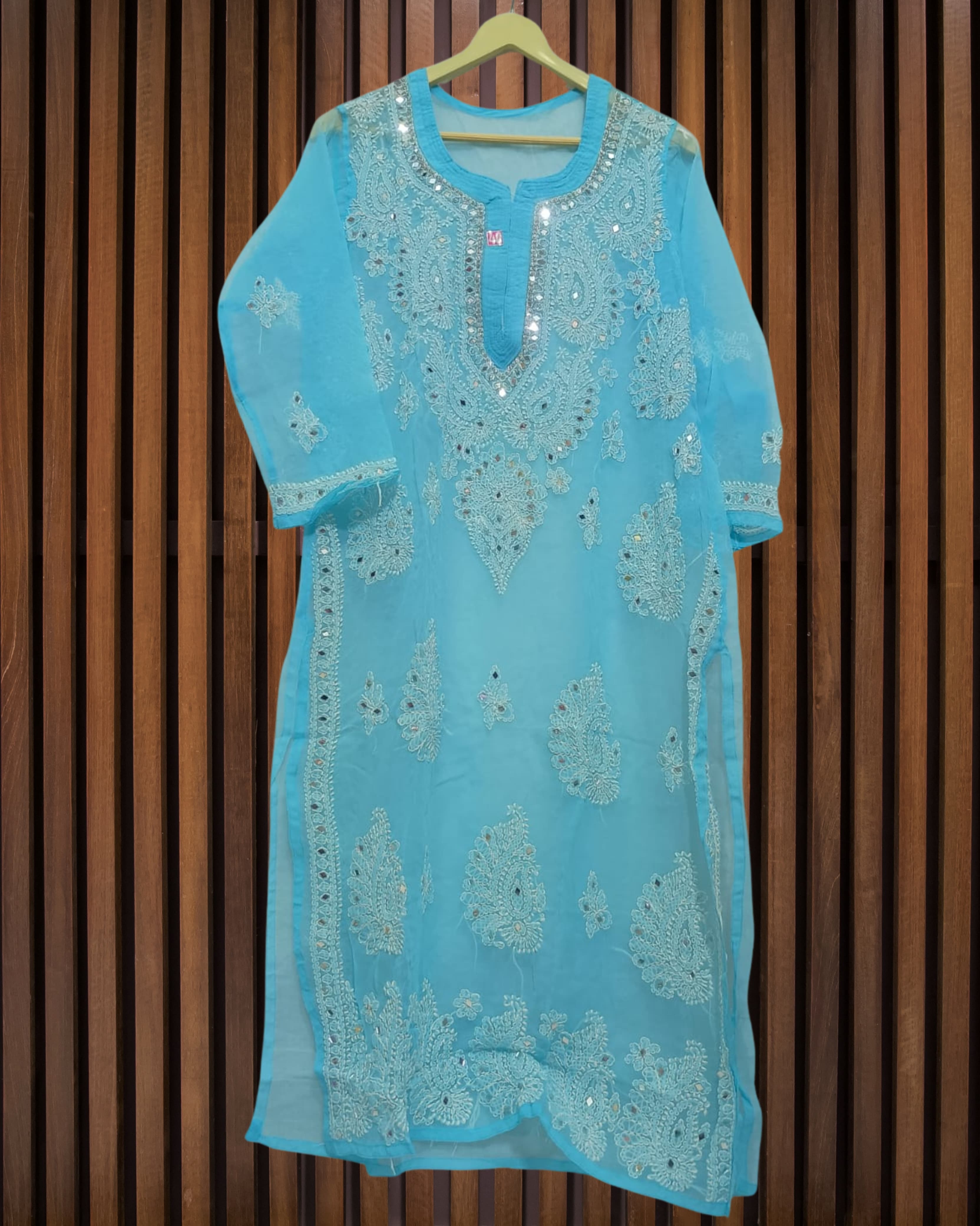 Pairahan Gulzar Kurti  Lucknowi Chikankari view 13