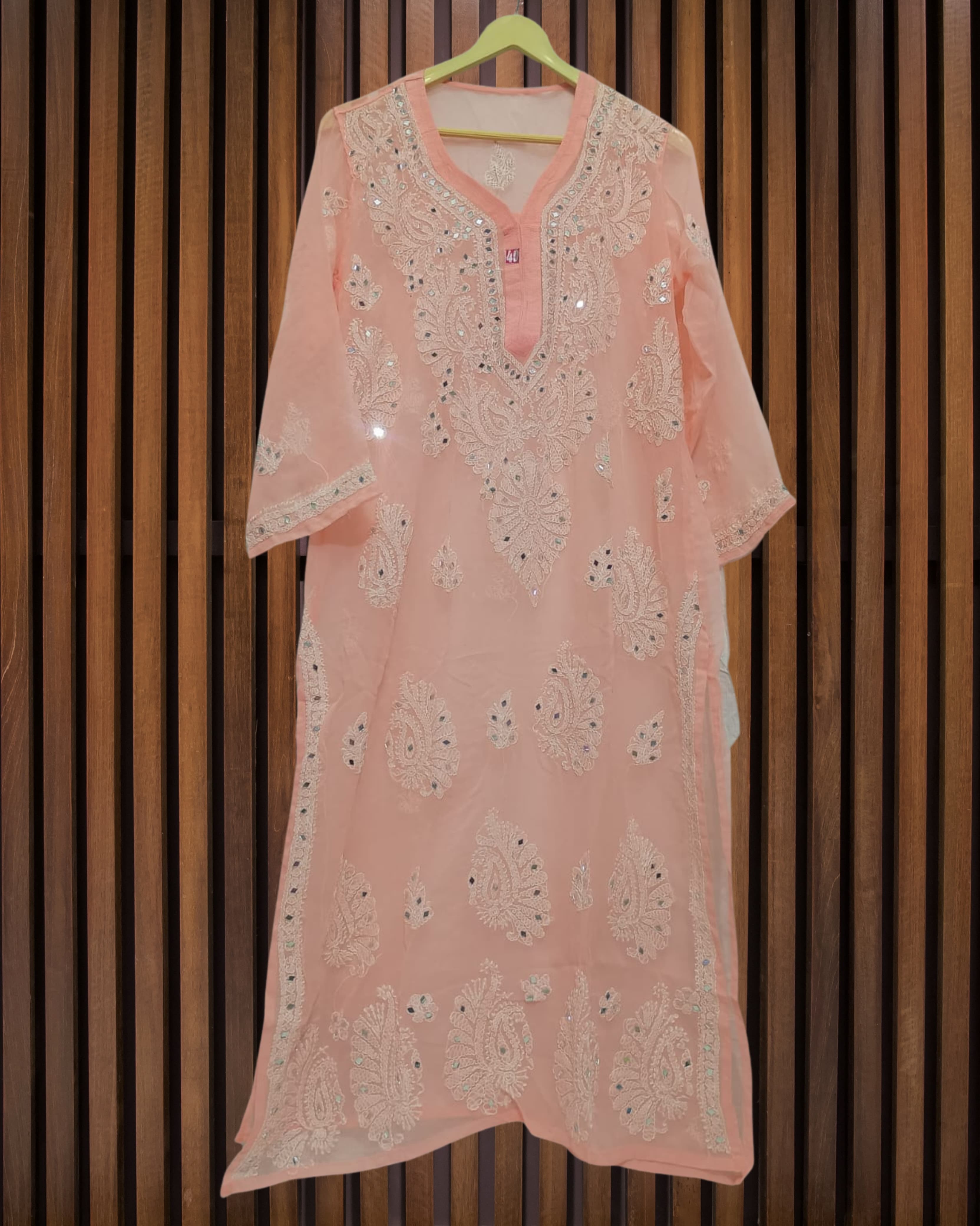 Pairahan Gulzar Kurti  Lucknowi Chikankari view 14
