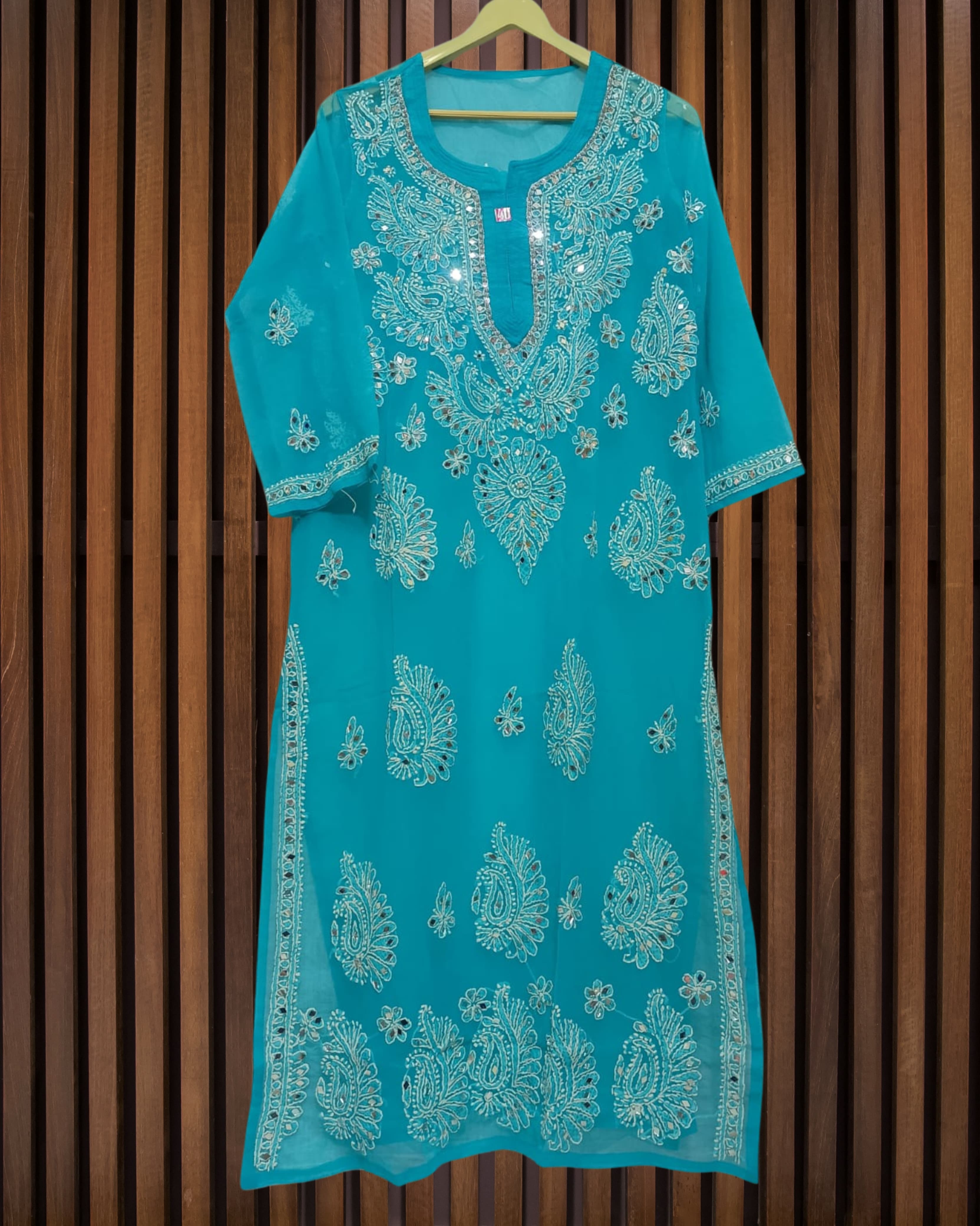 Pairahan Gulzar Kurti  Lucknowi Chikankari view 16
