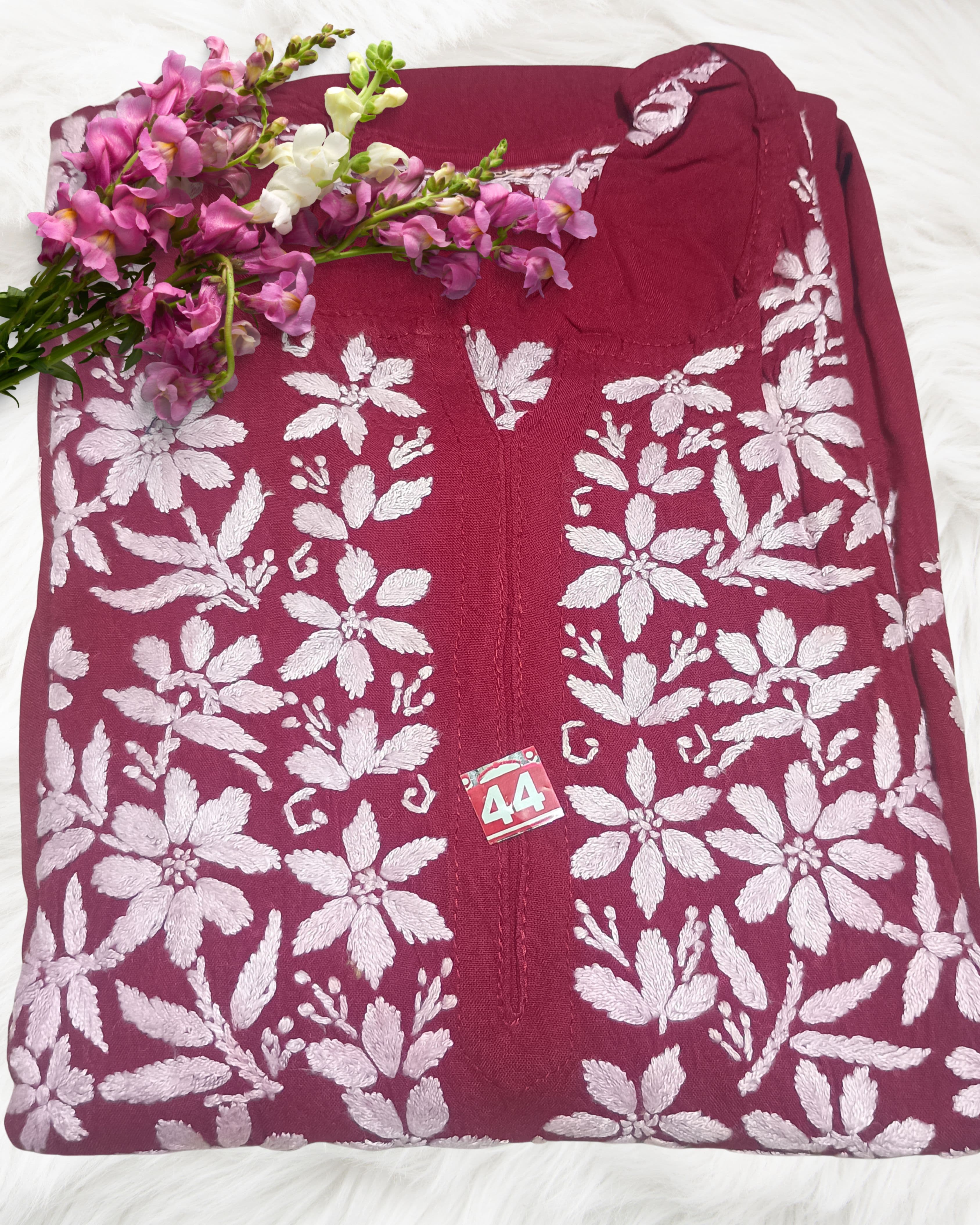 alt="Lucknowi handwork chikankari kurti in premium rayon", alt="White thread hand embroidered chikankari kurti 46 inch", alt="Lucknowi chikankari kurti for women size S to XXXL", alt="Handmade white chikankari embroidery on rayon fabric kurti", alt="Traditional Lucknowi long chikankari kurti with handwork", alt="Premium rayon white thread chikankari kurti for ladies"