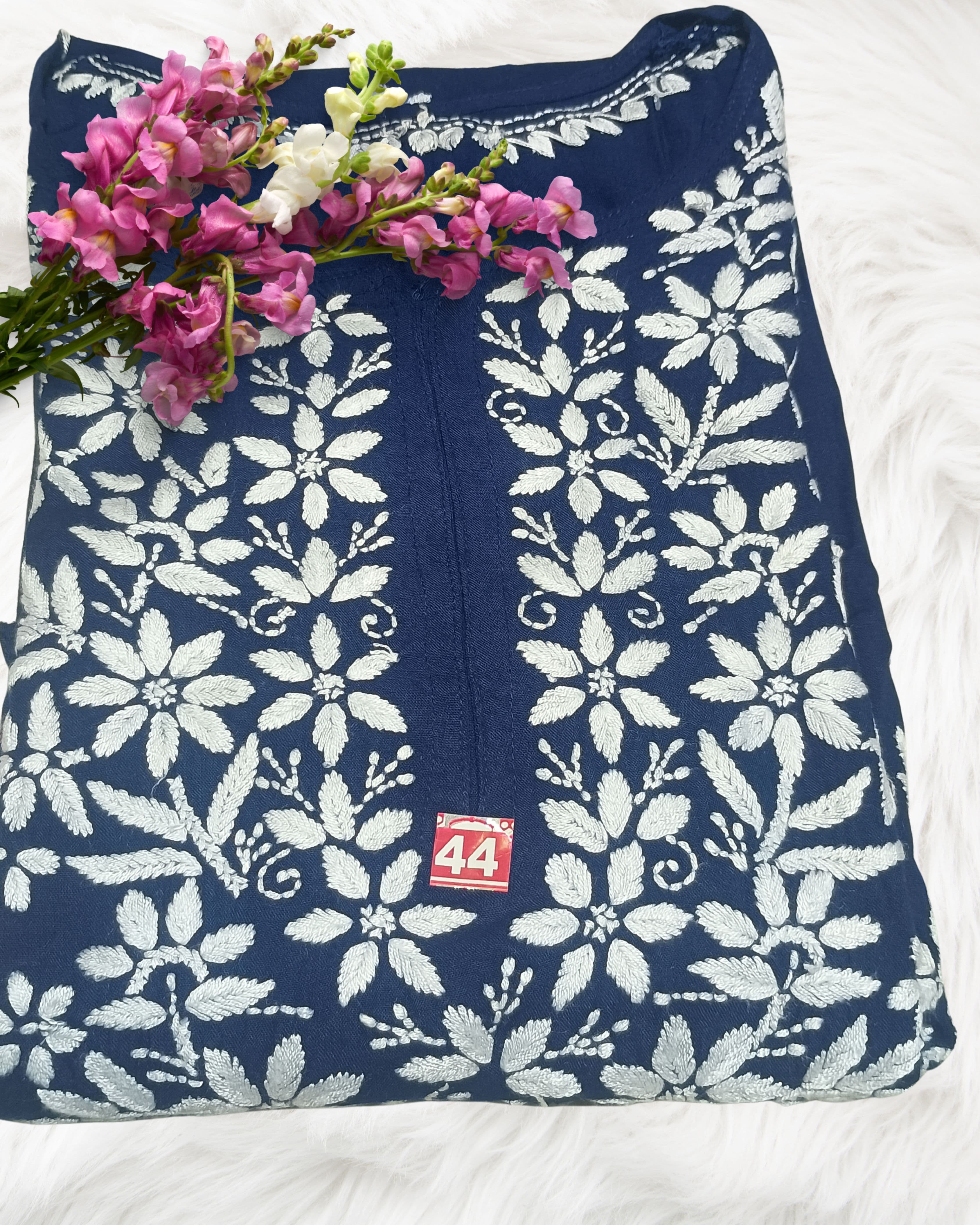 alt="Lucknowi handwork chikankari kurti in premium rayon", alt="White thread hand embroidered chikankari kurti 46 inch", alt="Lucknowi chikankari kurti for women size S to XXXL", alt="Handmade white chikankari embroidery on rayon fabric kurti", alt="Traditional Lucknowi long chikankari kurti with handwork", alt="Premium rayon white thread chikankari kurti for ladies"