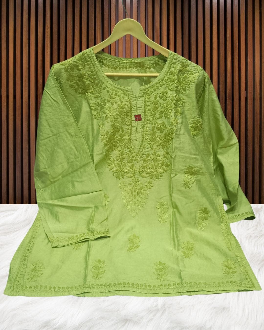 alt="Lucknowi handwork short chikankari kurti in premium fabric", alt="Tone to tone chikankari embroidery on short kurti", alt="30 inch short chikankari kurti for women", alt="Handmade Lucknow chikan short kurta S to XXL sizes", alt="Premium fabric chikankari short kurti with hand embroidery", alt="Traditional Lucknowi short chikankari kurti in elegant design"