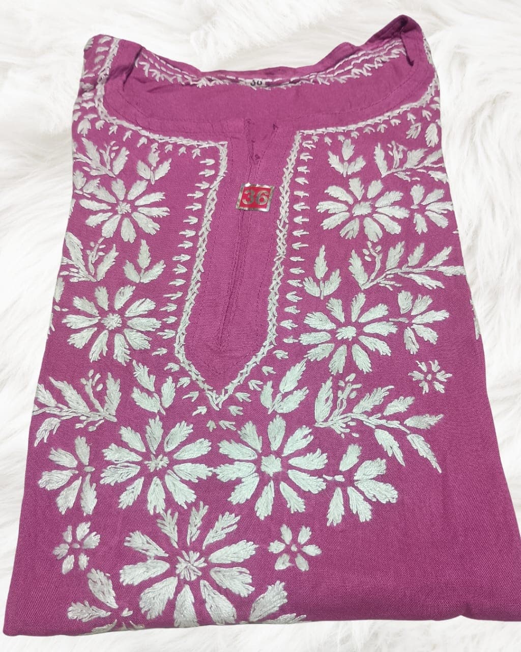 alt="Lucknowi handwork short chikankari kurti in reyon fabric", alt="White thread chikankari embroidery on coloured kurti", alt="Short chikankari kurti 30 inch for women", alt="Handmade Lucknow chikan short kurta with fine embroidery"