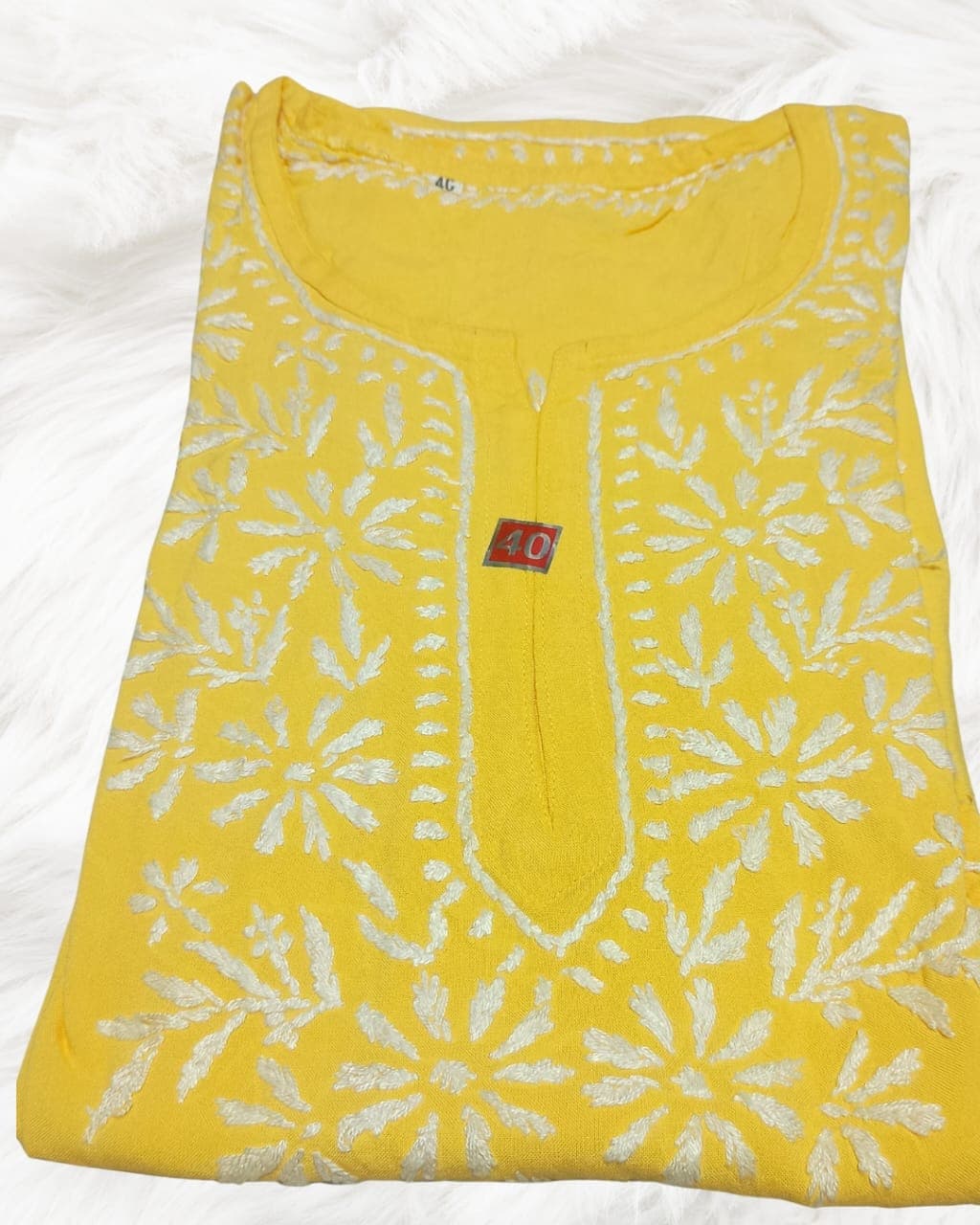 alt="Lucknowi handwork short chikankari kurti in reyon fabric", alt="White thread chikankari embroidery on coloured kurti", alt="Short chikankari kurti 30 inch for women", alt="Handmade Lucknow chikan short kurta with fine embroidery"
