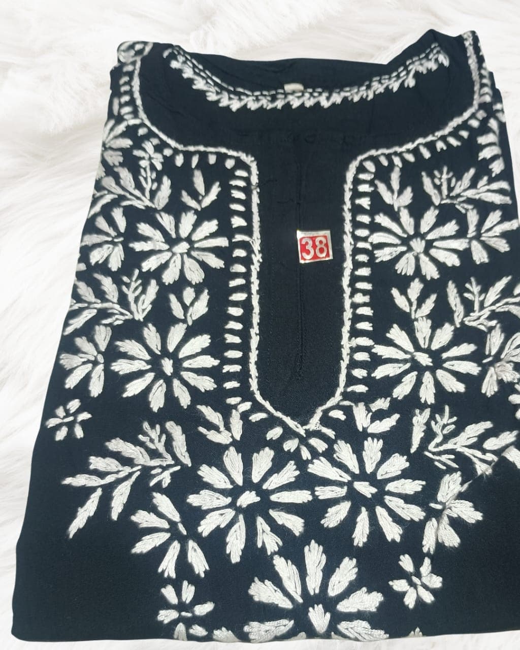 alt="Lucknowi handwork short chikankari kurti in reyon fabric", alt="White thread chikankari embroidery on coloured kurti", alt="Short chikankari kurti 30 inch for women", alt="Handmade Lucknow chikan short kurta with fine embroidery"